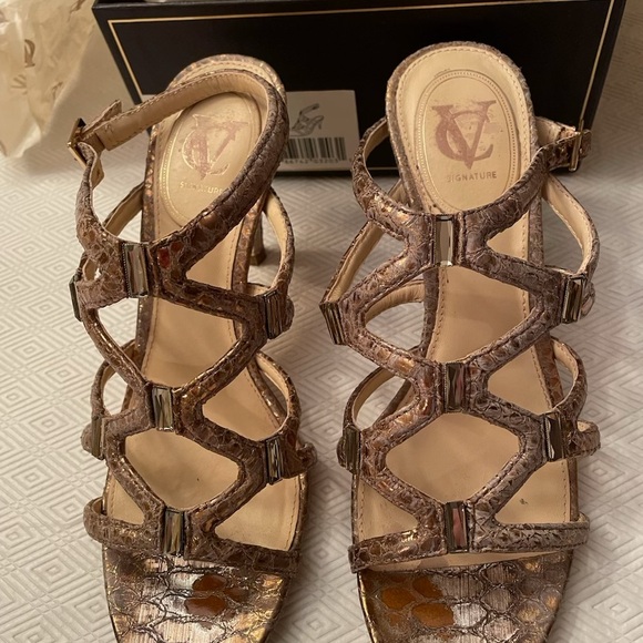 VC Signature Metallic Bronze Strappy Sandals - Picture 2 of 7